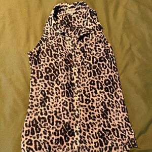 EUC - Guess split back button up tank